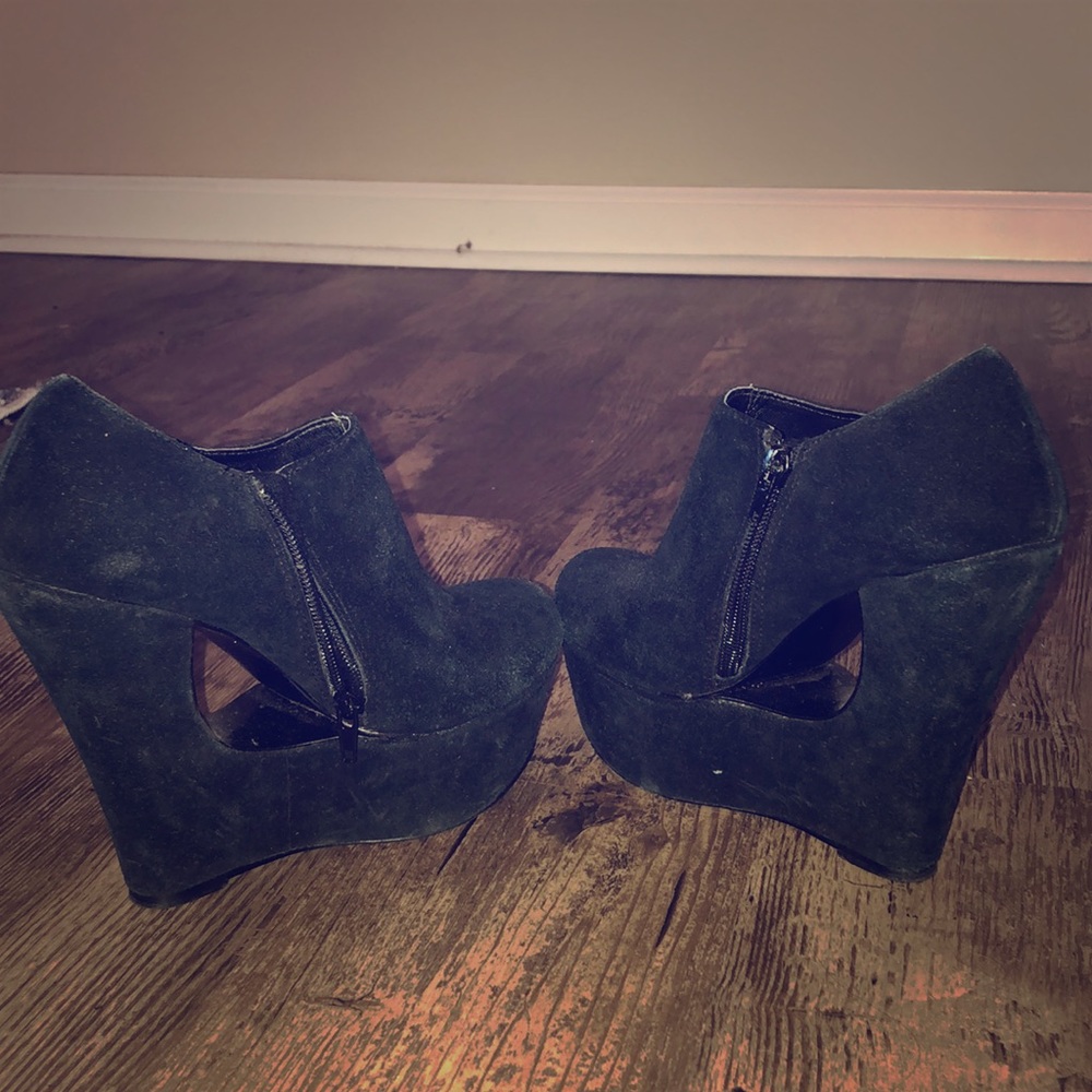 Steve Madden platform bootie heal